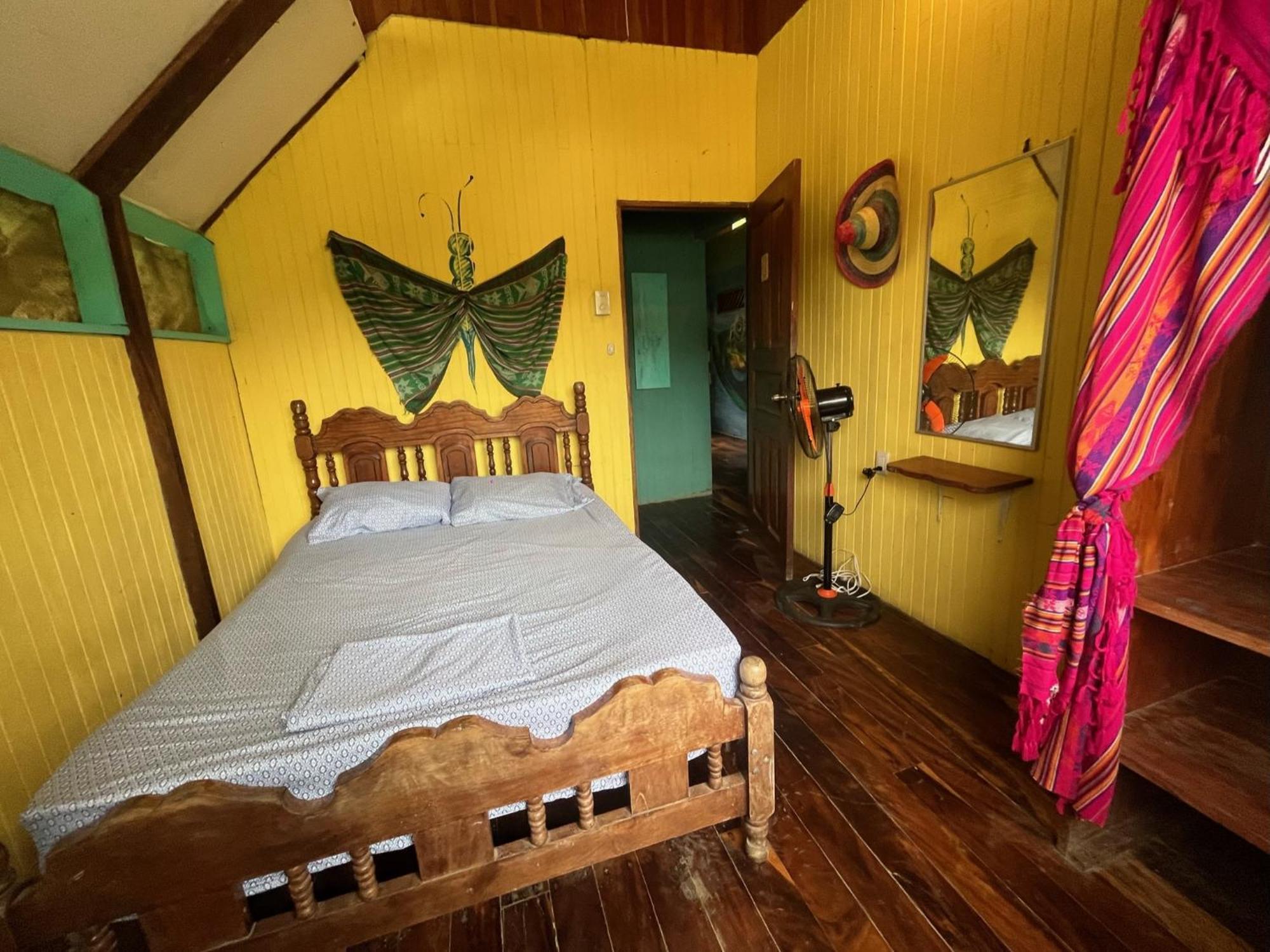Hostel Mariposas Sámara Buitenkant foto